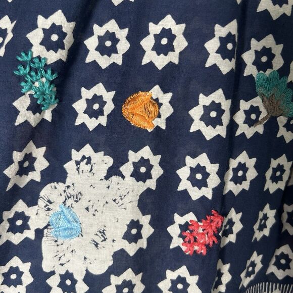 Soft Surroundings Top Blouse XS Embroidered Floral Fringe Hem Bell Sleeve Boho - Picture 14 of 16